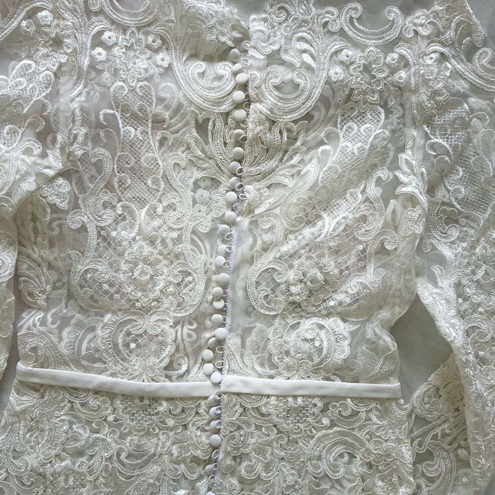 Elegant Wedding dress 2 in 1 - Picture 8 of 12